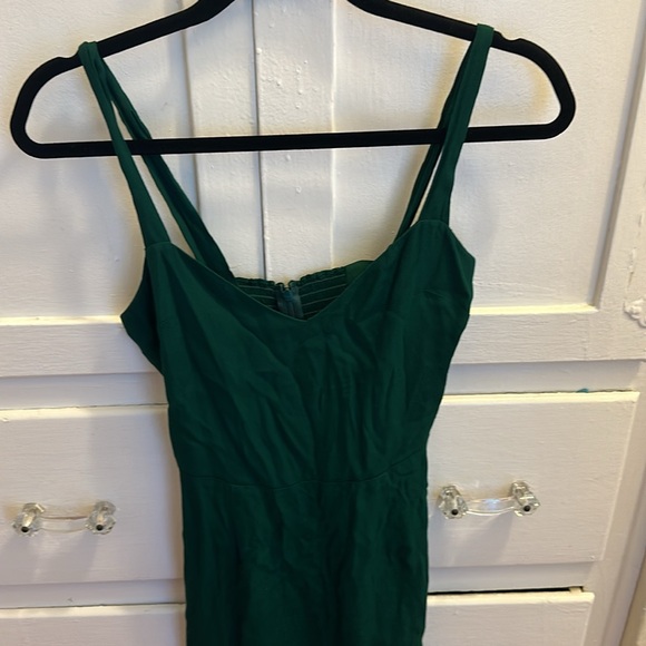 Reformation green dress - Picture 2 of 8